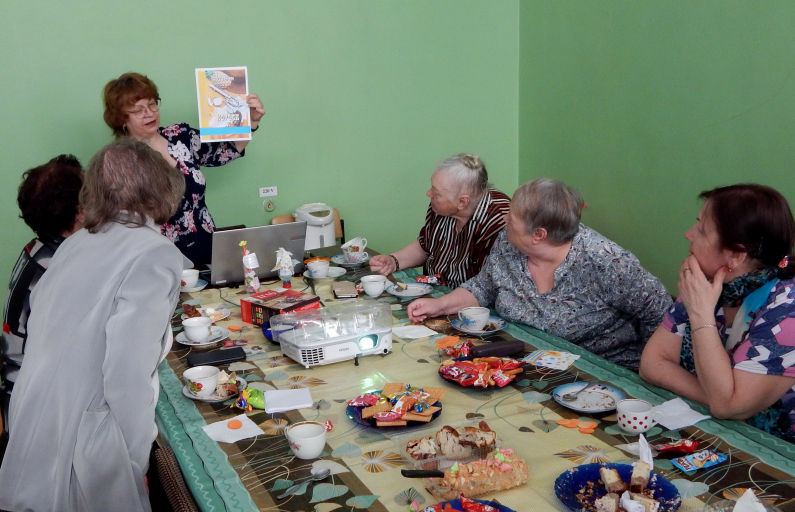 Фото предоставлено Натальей Федоровой. Встреча эрудитов - всегда познавательно и увлекательно